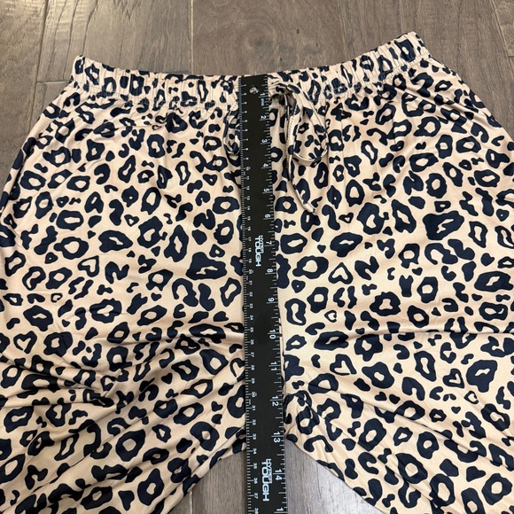 EKOUAE Leopard Print Pajama Set NWT Women Size M Top Wide Leg‎ Pants Loungewear - Picture 9 of 9